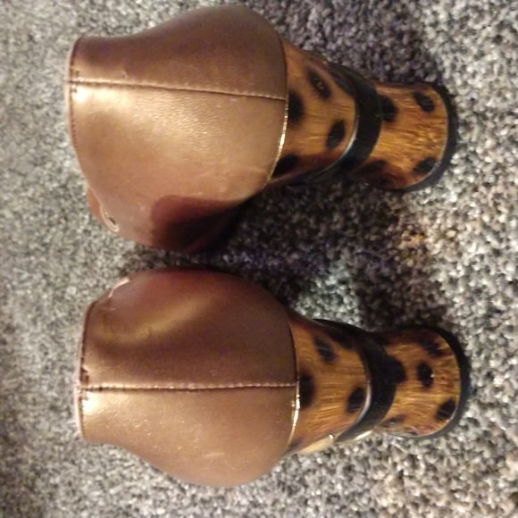 Sergio Zelcer Spanish Leather pump - Picture 3 of 5